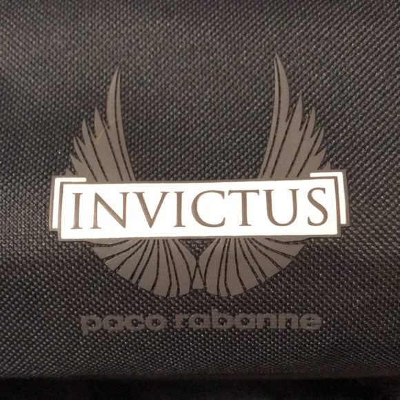 Invictus by Paco Rabanne Men’s toiletry case - Picture 2 of 8